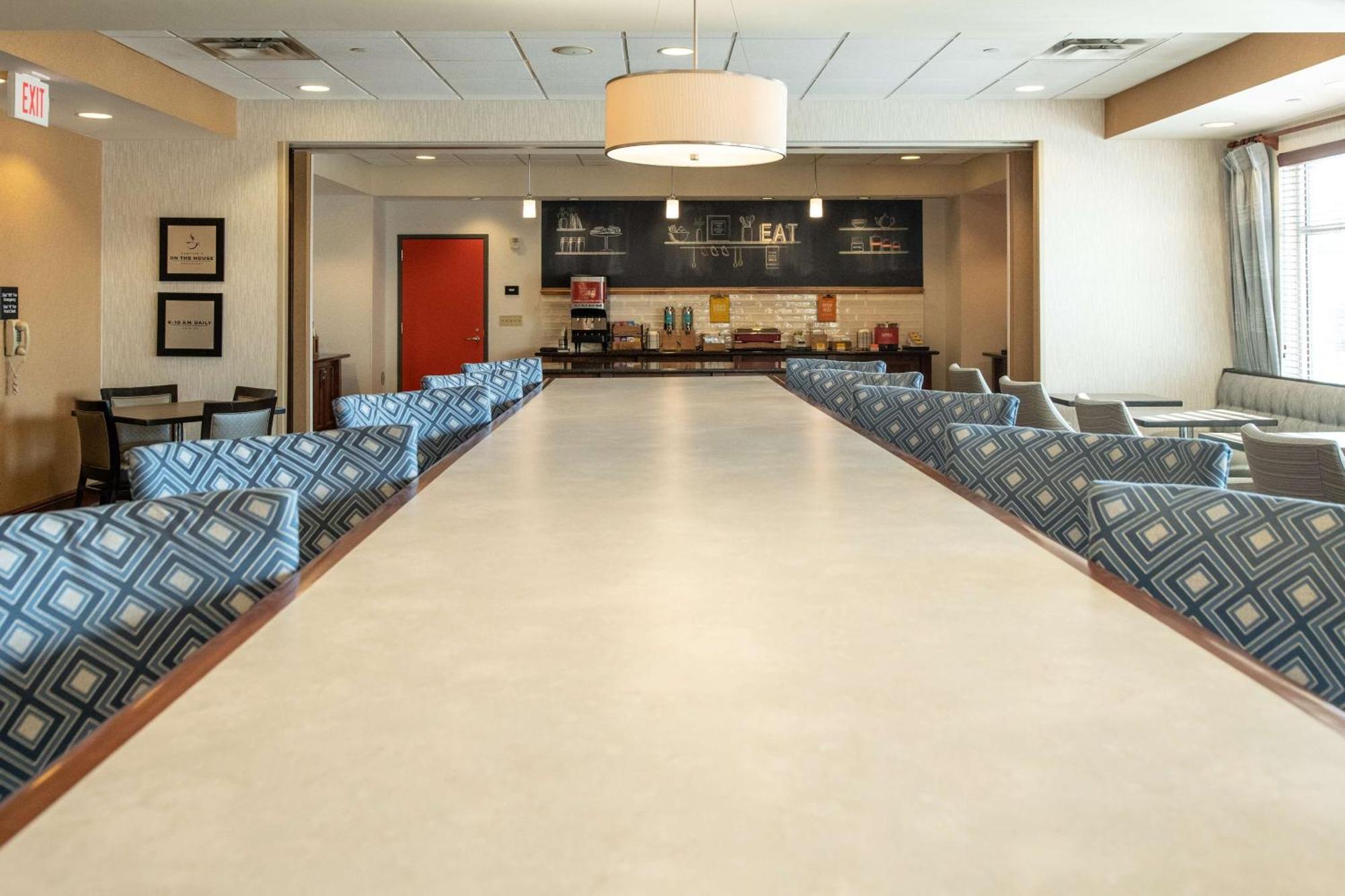 Hampton Inn Presque Isle Eksteriør billede